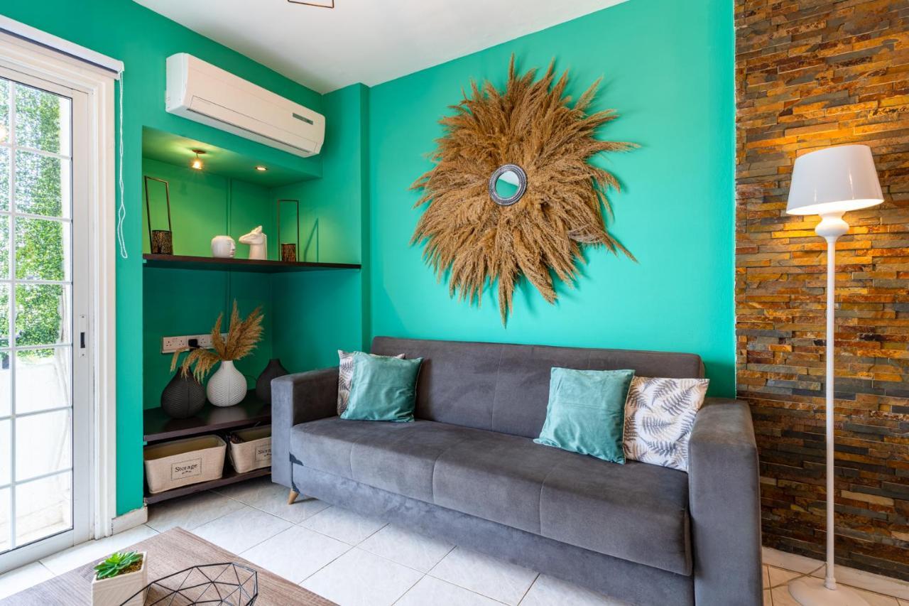 Araminta 2-Bedroom Apartment In Larnaca Exteriér fotografie